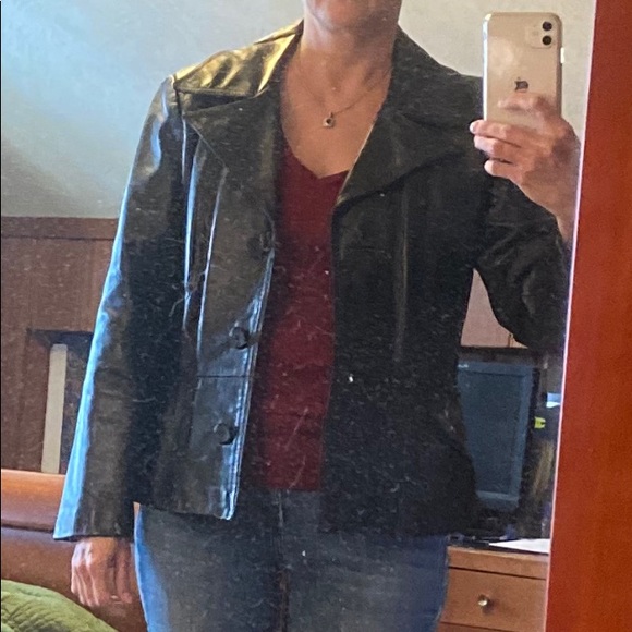 Leather jacket - Picture 4 of 5